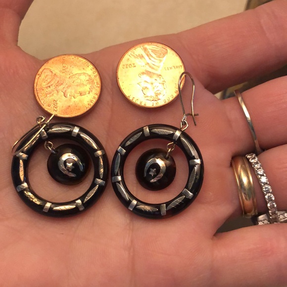 Victorian pique tortoise shell earrings - Picture 5 of 16